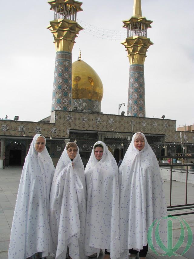 Латвийские Друзья Ирана в Соборной мечети