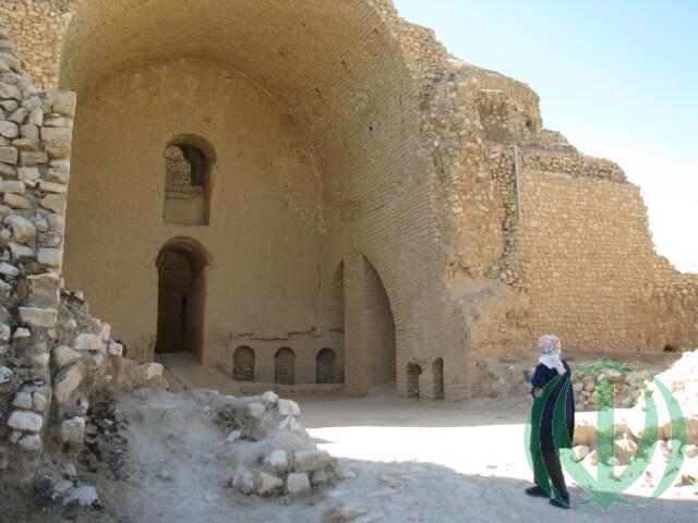 По Фарсу. Ардашир-Хварра. Дворец По Фарсу. Ардашир-Хварра. Дворец