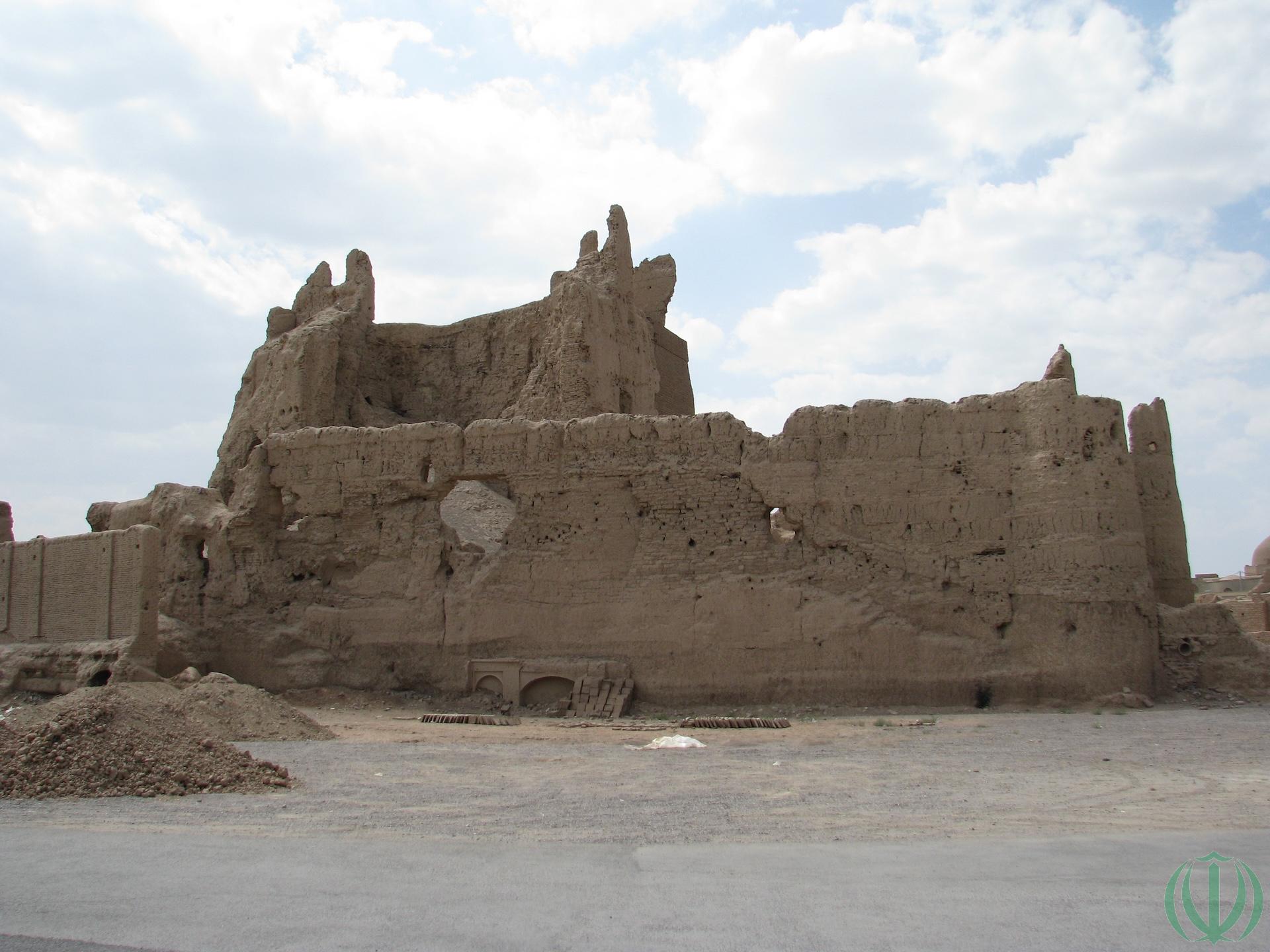 Нам десять лет. Наин. Нам десять лет. Наин.