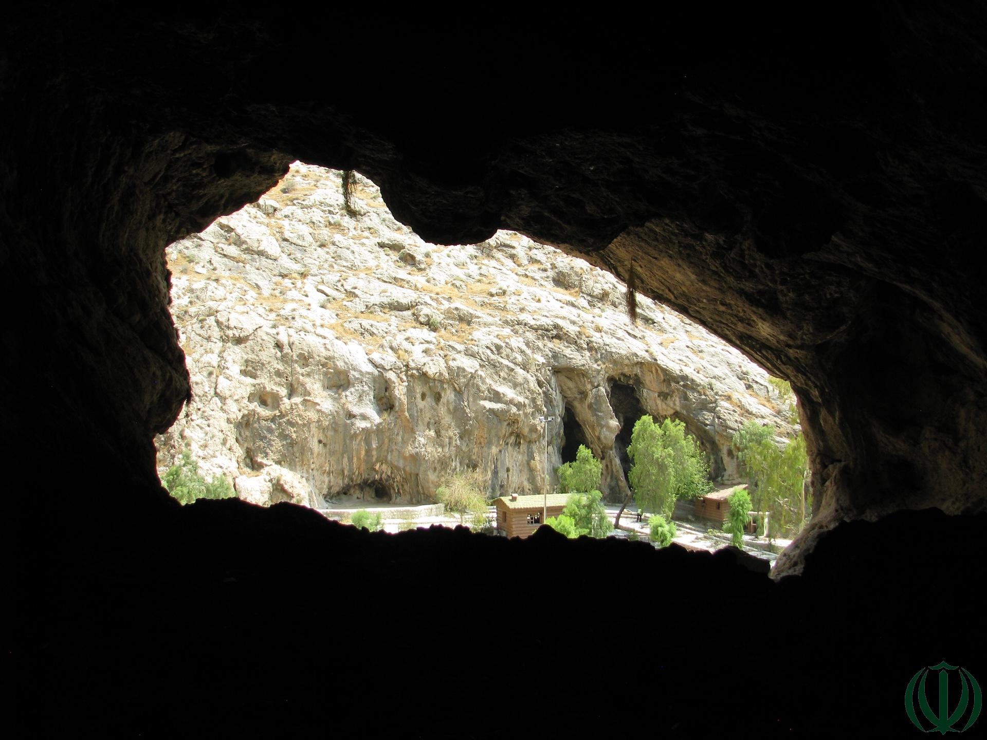 Нам десять лет. Казерун. Нам десять лет. Казерун.